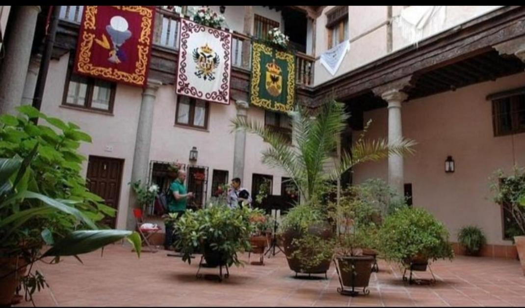 Del Antiguo Nuncio Apartamento *